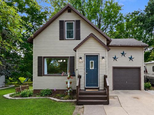 929 S Bartlett Street, Shawano, WI, 54166 | Card Image