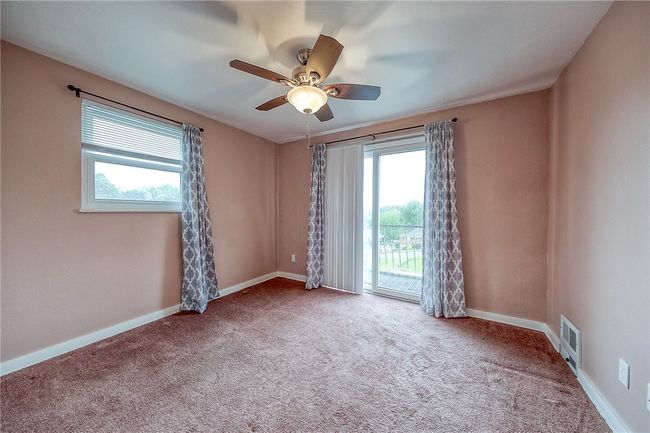 1566 Greentree Rd, House other with 2 bedrooms, 1 bathrooms and 1 parking in Scott Twp - SAL PA | Image 16