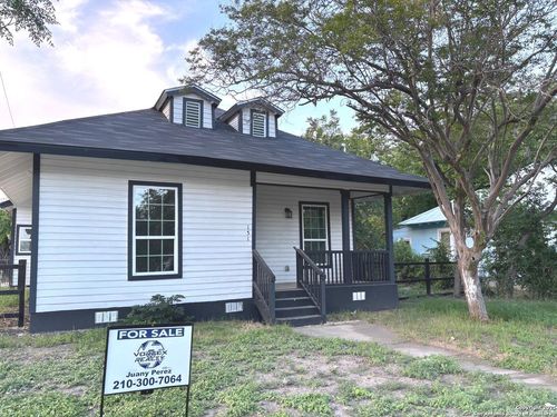 151 Cornell Ave, San Antonio, TX, 78201-6408 | Card Image