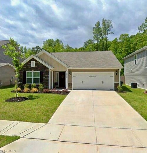 5210 Carol Ave, Greensboro, NC, 27406-9208 | Card Image