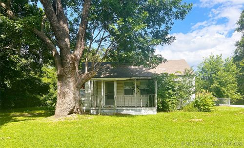 149 S 7th St, Porter, OK, 74454-1023 | Card Image