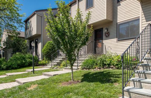 c-8 Knightsbridge, Poughkeepsie, NY, 12603-3635 | Card Image
