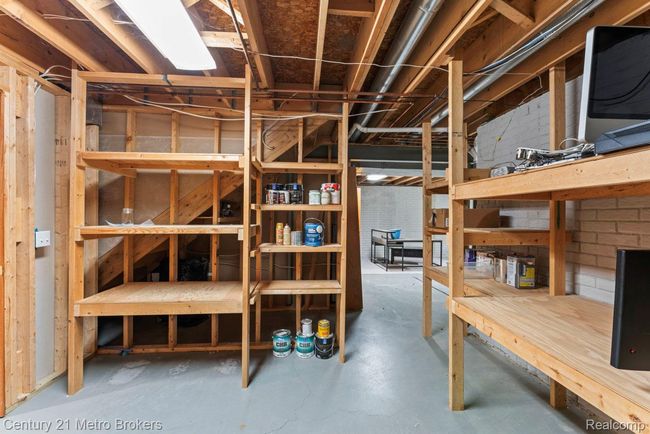 Basement | Image 26