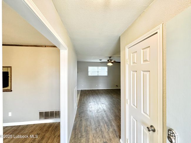 2606 W 19 Th St, House other with 4 bedrooms, 2 bathrooms and null parking in Plainview TX | Image 4