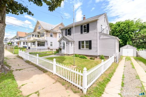 206 Ridgefield Ave, Bridgeport, CT, 06610-2815 | Card Image