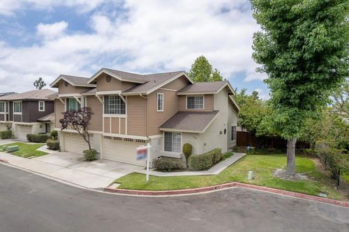 3298 Old Heather Rd, San Diego, CA, 92111-7717 | Card Image