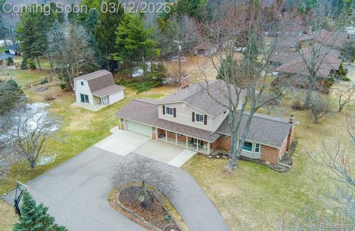 60301 Mound Rd, Washington Twp, MI, 48094-2025 | Card Image