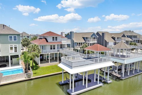 13619 Windlass Cir, Galveston, TX, 77554-6458 | Card Image