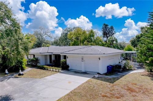 1002 Bay Breeze Terrace, LARGO, FL, 33770 | Card Image