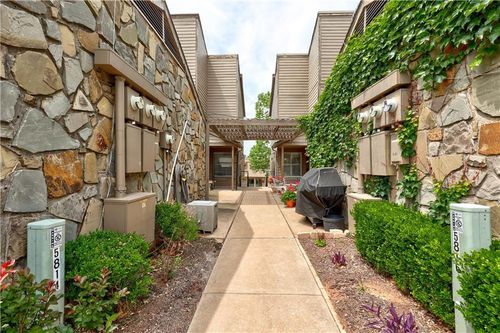 46-6000 N Pennsylvania Ave, Oklahoma City, OK, 73112-7338 | Card Image