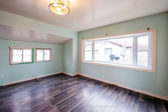 104 - 104-63 Whites Rd, House other with 2 bedrooms, 1 bathrooms and 2 parking in Quinte West ON | Image 15