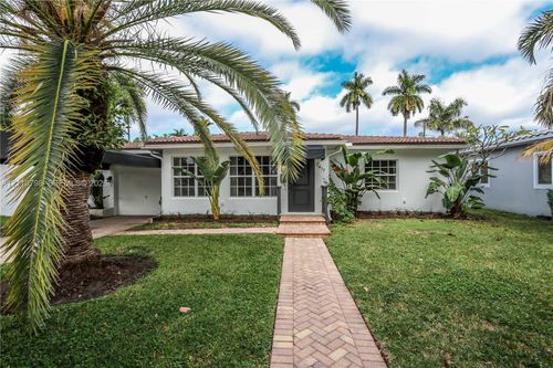 1417 Jackson St, Hollywood, FL, 33020-5241 | Card Image