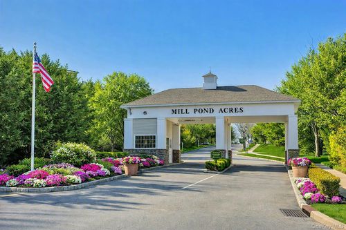 74 Miro Place, North Hempstead, NY, 11050 | Card Image