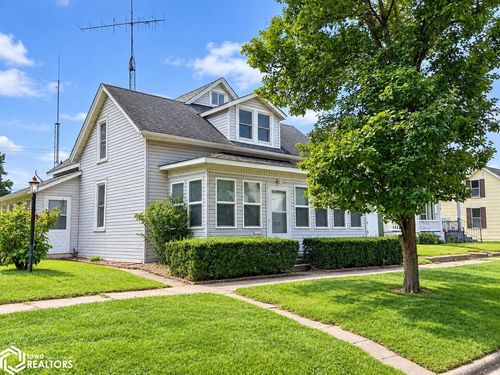 1124 Avenue D, Fort Madison, IA, 52627-2735 | Card Image