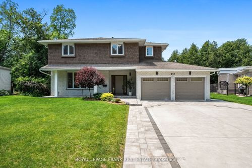 251 Sherwood Crt, Oshawa, ON, L1G6P5 | Card Image