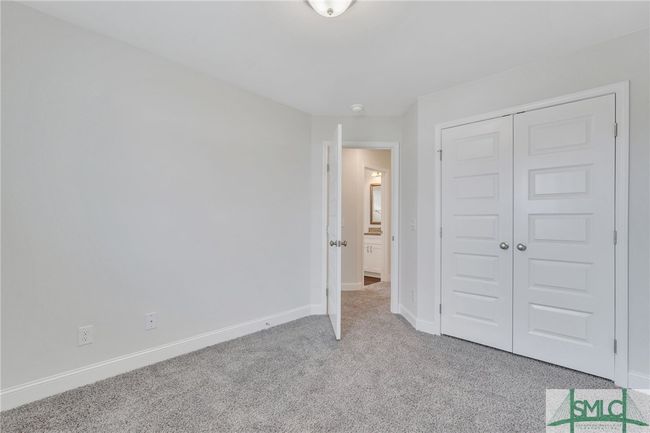 Photo is of another unit and does not represent the design selections in all units. | Image 24