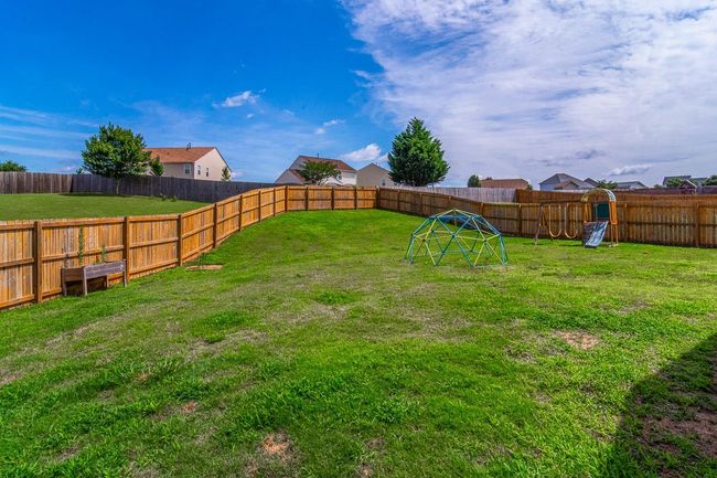 208 Castleton Cir, House other with 3 bedrooms, 3 bathrooms and null parking in Boiling Springs SC | Image 34