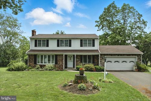 40 E Cherry Ln, SOUDERTON, PA, 18964-1906 | Card Image