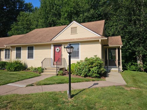 49-49 Rockhaven Dr, Glastonbury, CT, 06033-3015 | Card Image