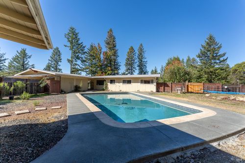 3651 Ridgewood Road, Willits, CA, 95490 | Card Image