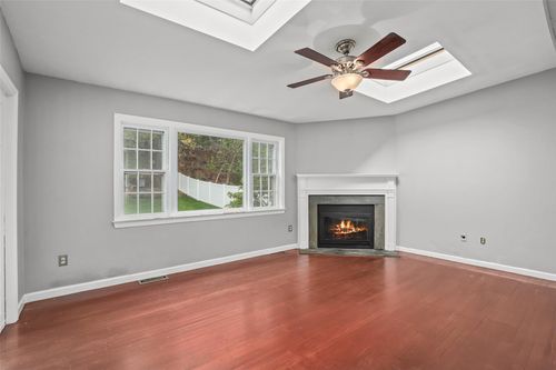 66 Grove St, Mount Kisco, NY, 10549-2908 | Card Image