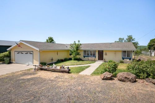 814 S Summit Ave, Rosalia, WA, 99170-9522 | Card Image