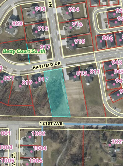 815 Hayfield Dr, Crown Point, IN, 46307-4739 | Card Image