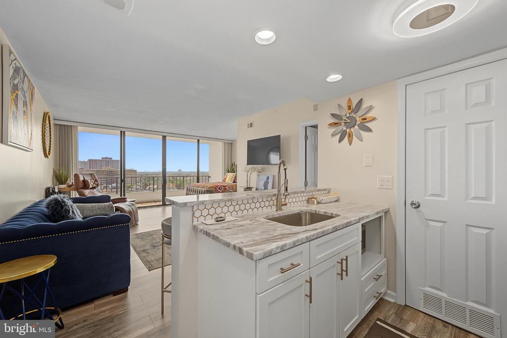 Residential in ATLANTIC CITY 5