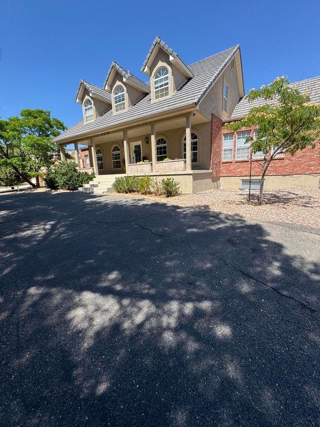 Front | Image 5