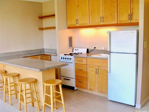 apt-a204-1550 Wilder Ave, Honolulu, HI, 96822-4620 | Card Image