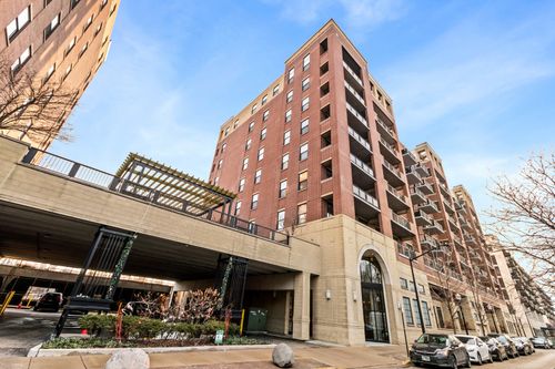 unit-514-833 W 15th Pl, Chicago, IL, 60608-1844 | Card Image
