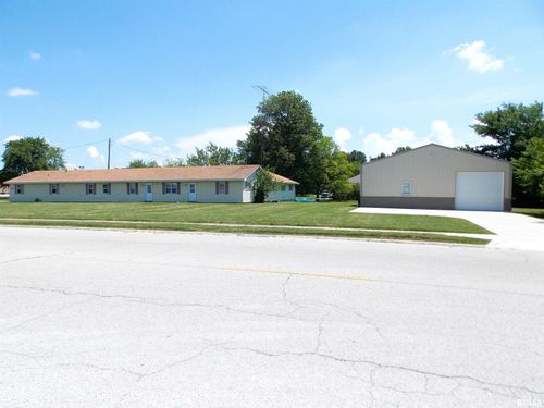 110 S Delmar Ave, Salem, IL, 62881-2001 | Card Image