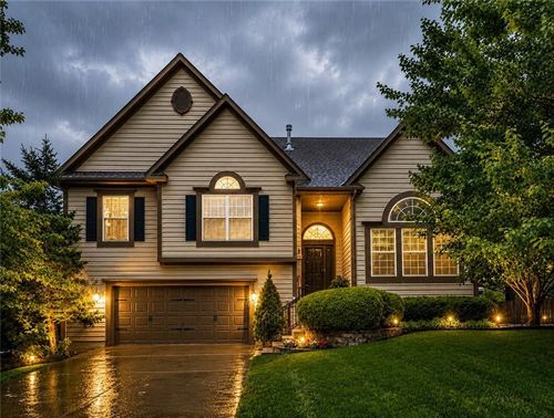 2340 W Trail Dr, Olathe, KS, 66061-5038 | Card Image