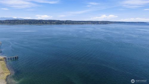1010 1st Ln, Mukilteo, WA, 98275-1700 | Card Image