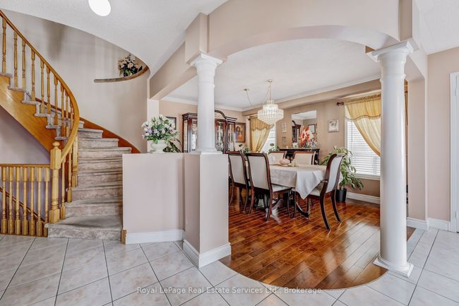 164 Dixon Dr, House other with 4 bedrooms, 3 bathrooms and 2 parking in Milton ON | Image 8