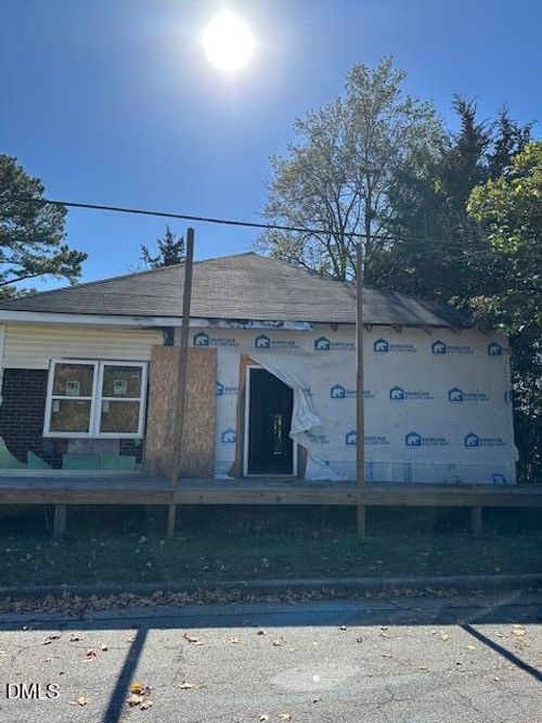 639 Henry St, Rocky Mount, NC, 27803-2831 | Card Image