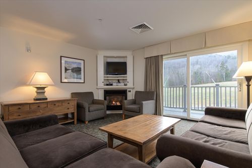 713/715 Qtr. I I I Adams House, Ludlow, VT, 05149 | Card Image