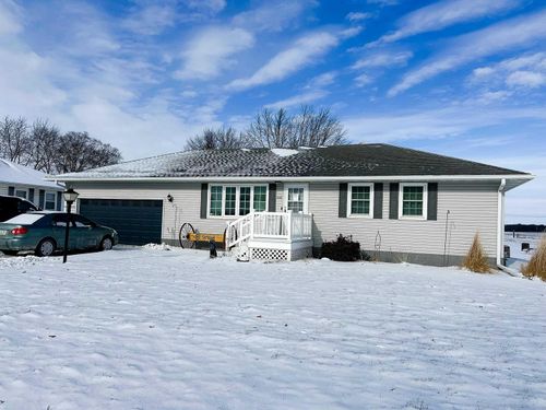 208 E 12th St, Sumner, IA, 50674-1801 | Card Image