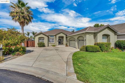 5757 Prestwick Ct, Discovery Bay, CA, 94505-1406 | Card Image