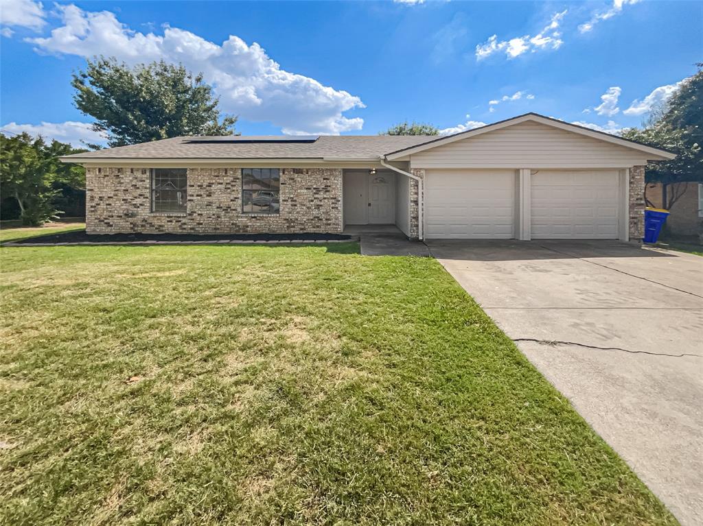 Brookside Dr, Watauga, TX 76148
