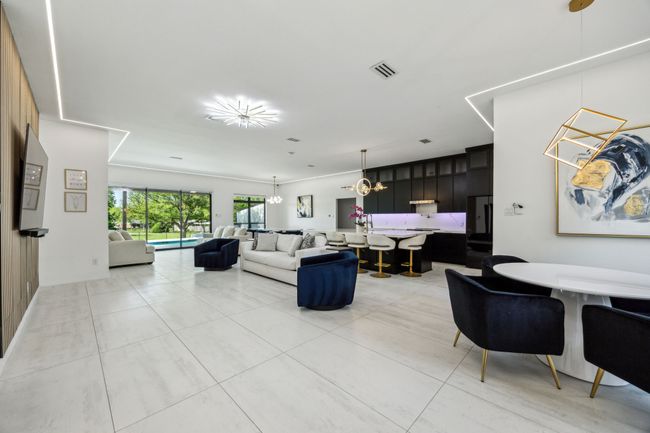 5924 Janet Ct, House other with 4 bedrooms, 3 bathrooms and null parking in Westlake TX | Image 4