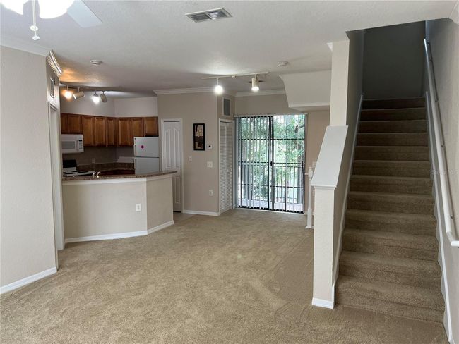UNIT-106 - 6129 Metrowest Blvd, Condo with 2 bedrooms, 2 bathrooms and null parking in ORLANDO FL | Image 4