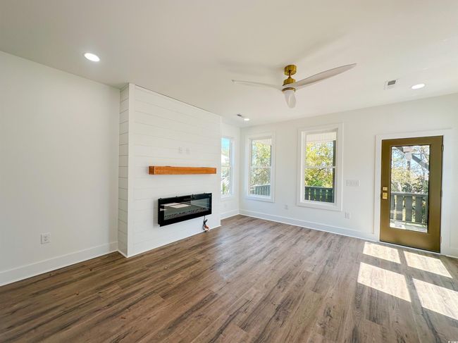 189 Brown Pelican Loop, House other with 3 bedrooms, 4 bathrooms and 4 parking in Pawleys Island SC | Image 7
