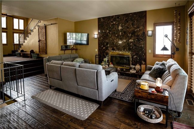 359 Crestview Dr, House other with 3 bedrooms, 5 bathrooms and null parking in Las Vegas NV | Image 39