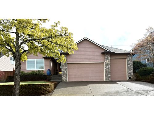 13623 Barclay Hills Dr, Oregon City, OR, 97045-2887 | Card Image