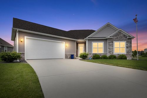 N48W15350 Aster Court, Menomonee Falls, WI, 53051 | Card Image