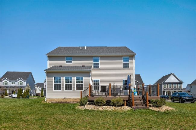 910 Twilight St, House other with 4 bedrooms, 3 bathrooms and 2 parking in Cranberry Twp PA | Image 4
