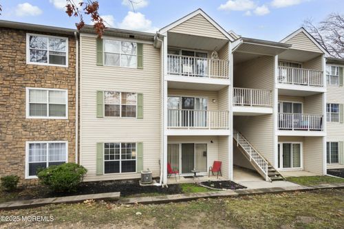 65 Mulberry Ct, HAMILTON, NJ, 08619-4618 | Card Image