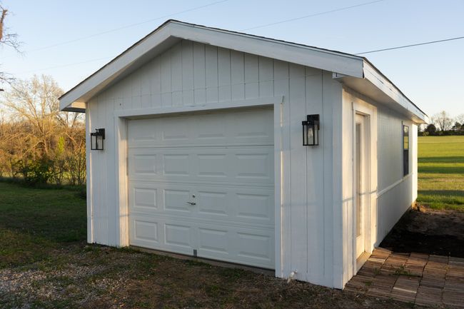 Garage | Image 31