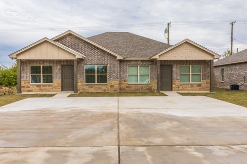 602 Washington St, McGregor, TX, 76657-1644 | Card Image